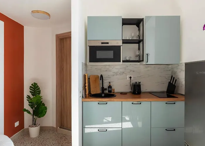 Kaizen The Barista 3br With Coffee Station Apartment Rom